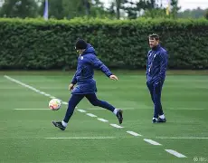 关于沃尔夫斯堡全体球员奋勇拼搏逆袭的信息 关于沃尔夫斯堡全体球员奋勇拼搏逆袭的信息